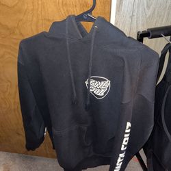 Santa Cruz Medium Mens Pullovwr Hoodie