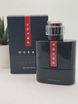 Prada 

Luna Rossa Ocean Eau de Parfum

1.6 fl ⭐️