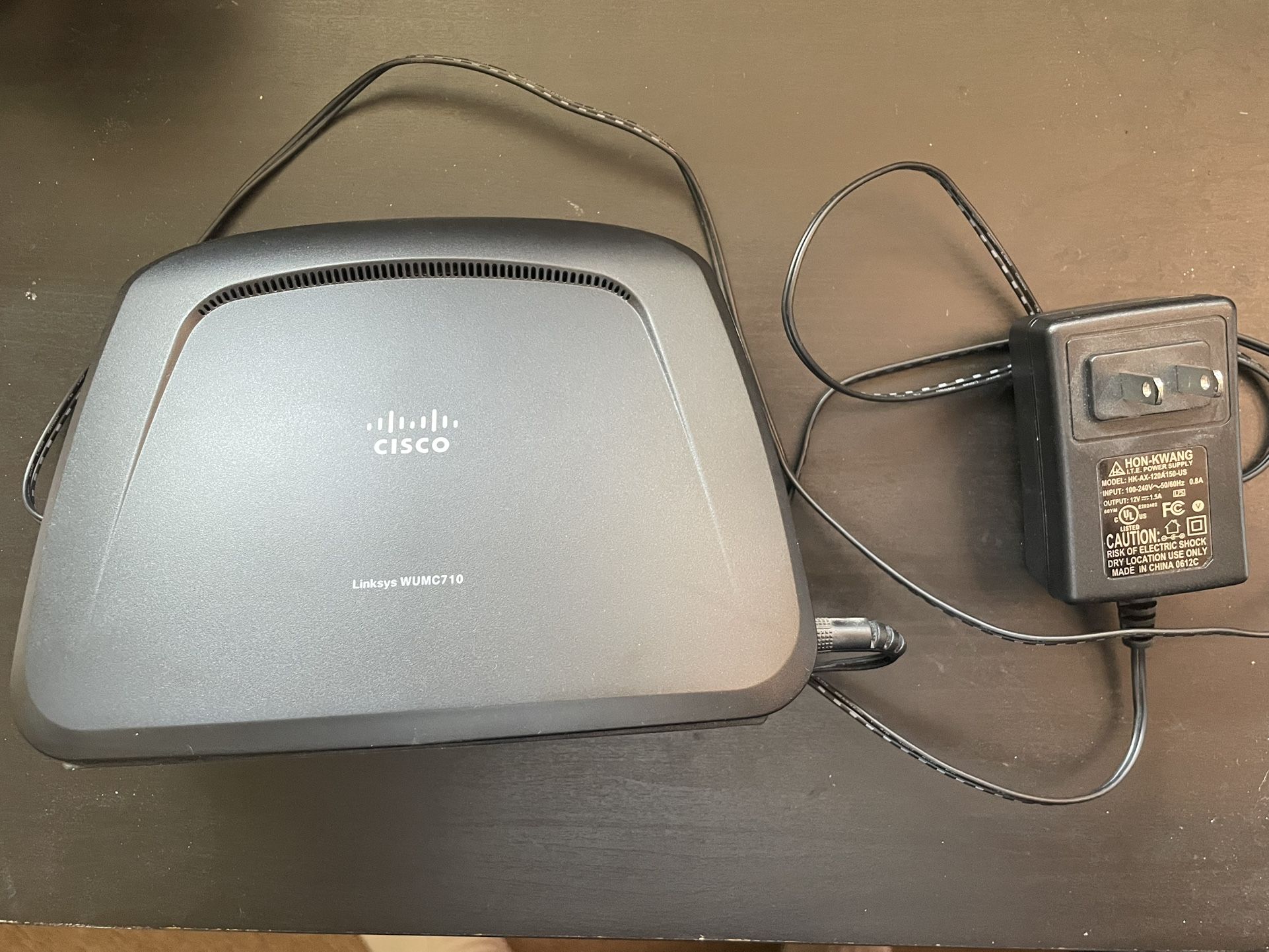 Linksys WUMC710 AC1300 Wireless AC 4 Port Gigabit Extender