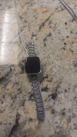 Apple Watch SE 2nd gen 40mm