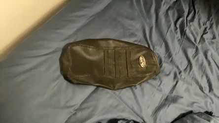 Guts seat cover