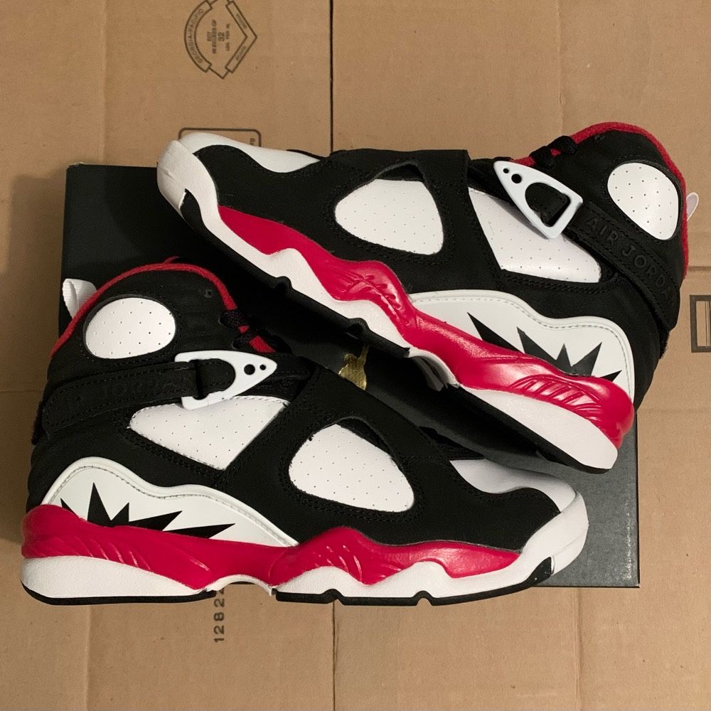 Air jordan 8 retro paprika size 4.5y