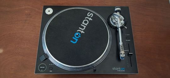 Stanton STR8.150 M2 Turntable