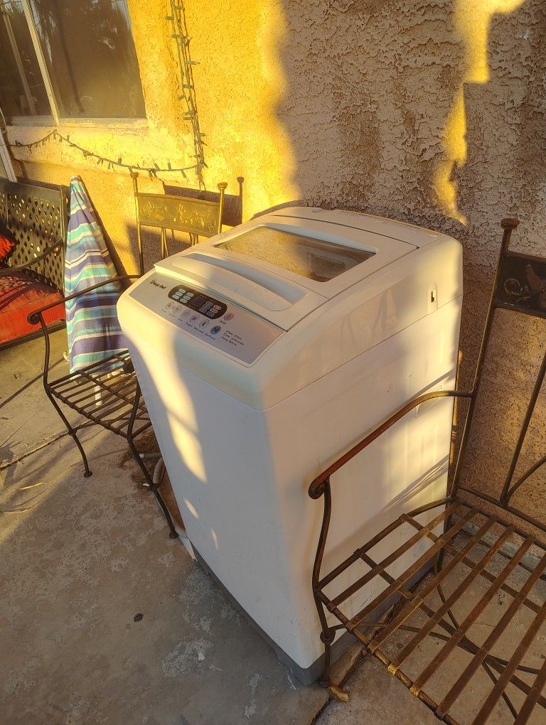 Magic Chef Small Washer