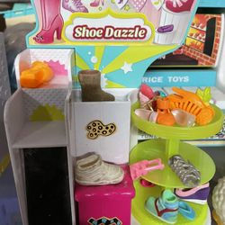 Barbie Shoe Dazzle Stand & Shoes