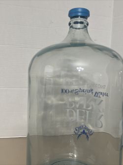 VINTAGE DEER PARK GLASS WATER BOTTLE CARBOY 5 GALLON MEXICO BREW BEER WINE  This vintage Deer Park glass water bottle carboy, made in Mexico, holds 5  for Sale in Wesley Chapel, FL - OfferUp