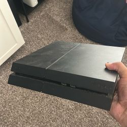 PS4