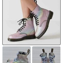 Dr Martens Boots Size 1 Youth 