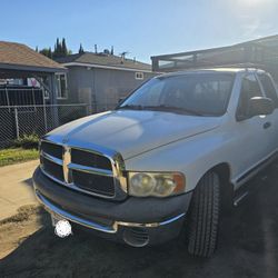 2002 DODGE RAM