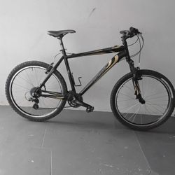 BICYCLE SPECIALIZED 21 SPEED SIZE 26 BRAND NEW 