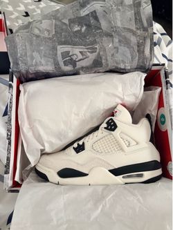 Never used air jordan 4 retro og fc