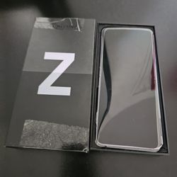 Samsung Galaxy Z Flip3 256GB