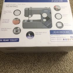 Brother Sewing Machine Brand New in the Box