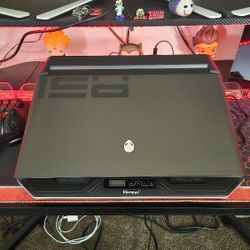 Alienware Area 51m