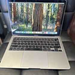 Macbook Air 13 nches- MacOS Sequoia