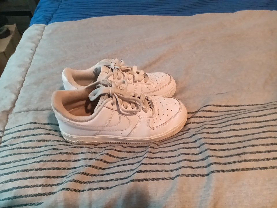 Air Forces 1 