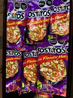 Tostitos. Morados. 2. Cada uno