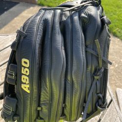 Wilson Glove 13”