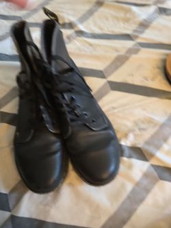 Dr. Martins