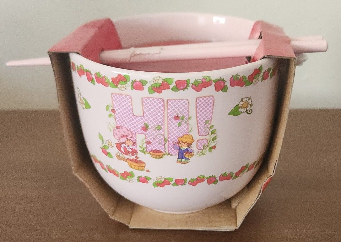 Culturefly Strawberry Shortcake Ramen Bowl with Chopsticks & Spoon