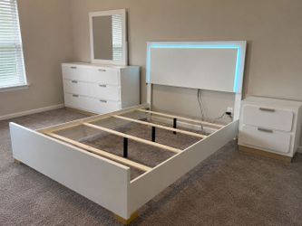 Complete Furniture Set ! Queen/King LED Bedroom Set - COD/Payments