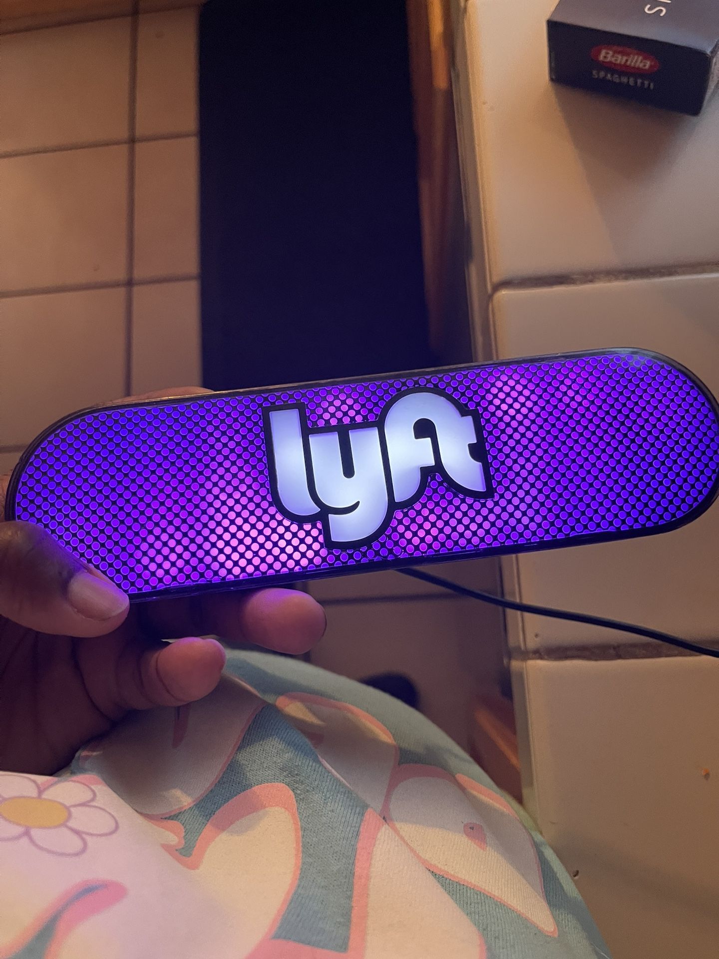 Lyft Emblem