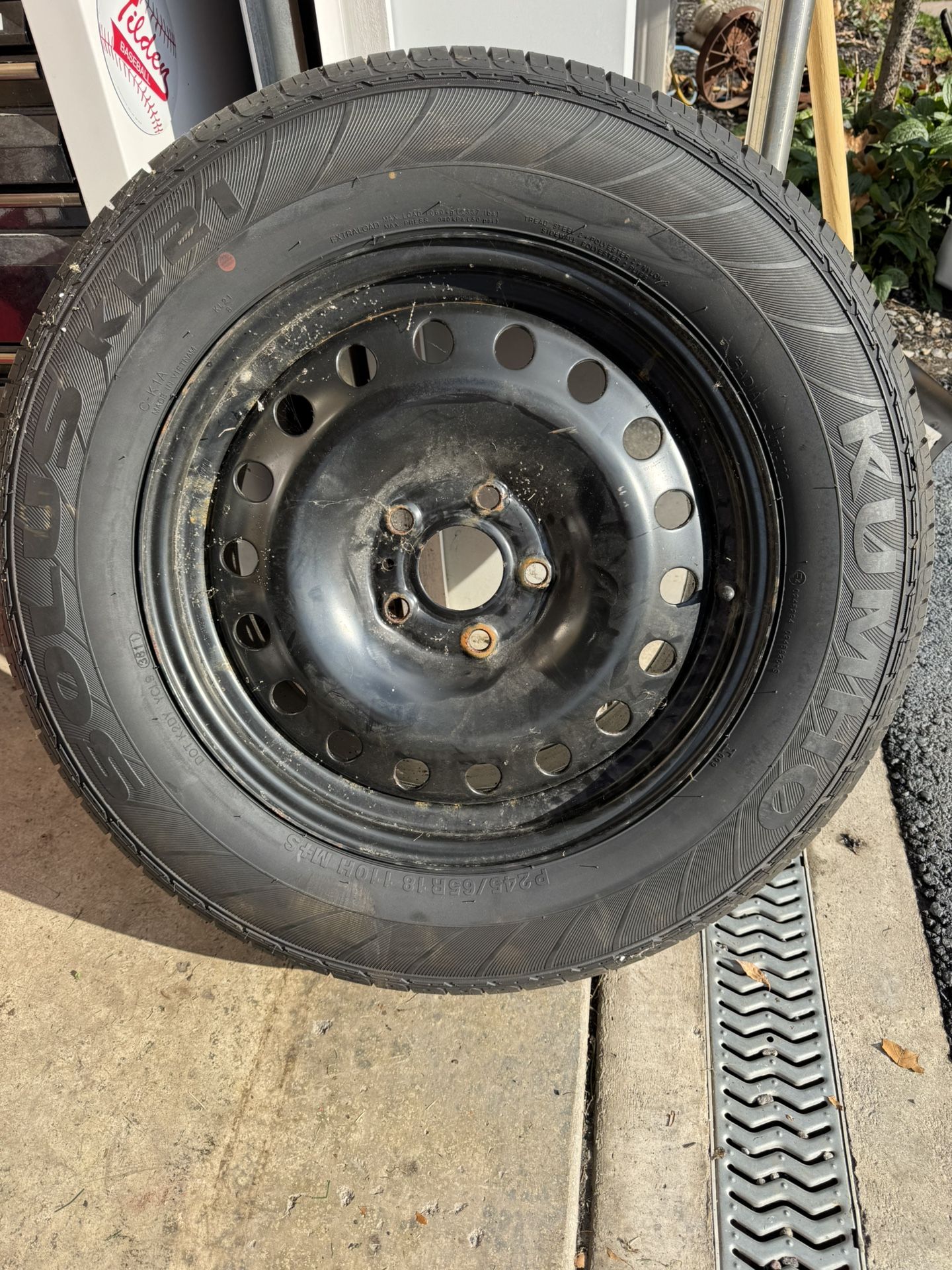 New Jeep Wrangler Spare Tire P245/65R18 110H. Must Pick Up
