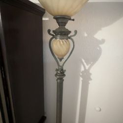 Antique Style Lamp Stand 