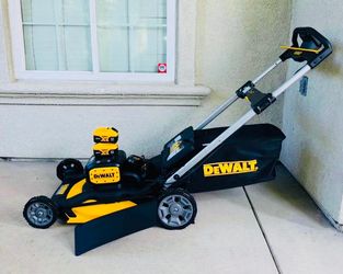 DEWALT 2x20V MAX 21 in. Battery Powered Push Lawn Mower Kit + 2-10 Ah Batteries & 2-Chargers New