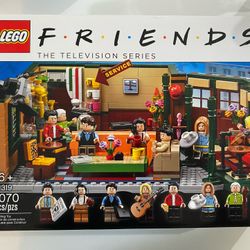 LEGO Ideas 21319 Central Perk Building Kit. New!