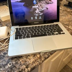 MacBook Pro 13”