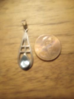 KIT HEATH STERLING SILVER MODERN PENDANT