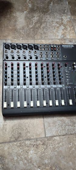 Mackie 1402-VLZ 14-Channel Analog Audio Mixer (Clean / Working)