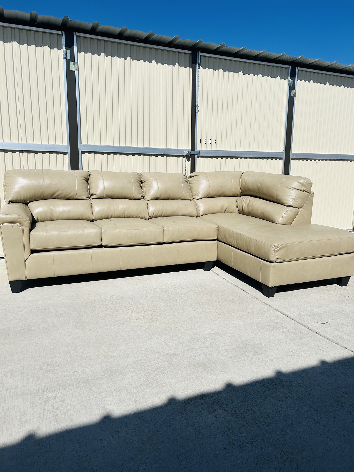 Brand New Putty Leather 2pc Sectional Sofa 
