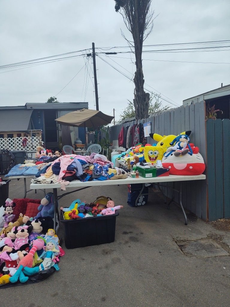 Big Yard Sale Good Stuff