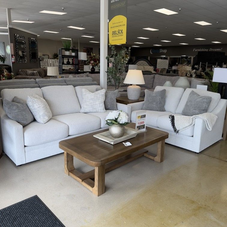 Living Room Set - Sofa & Loveseat