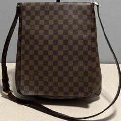 Louis Vuitton Damier Ebene Musette Salsa