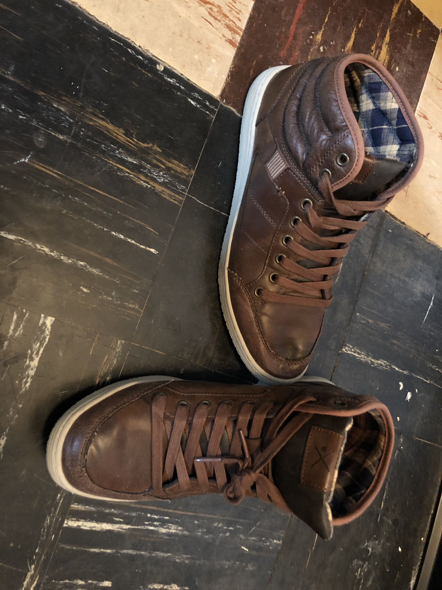 Sweet shoes, mint or new in box..Air max, lebrons, hirachi, Reebok classic , work boots, berkenstock, ASICS , Paul George.