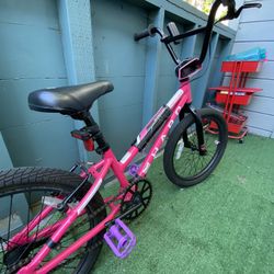 Haro Girls Bike Pink