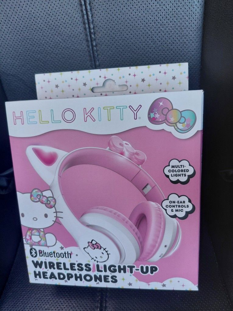 Hello Kitty Bluetooth Headphones