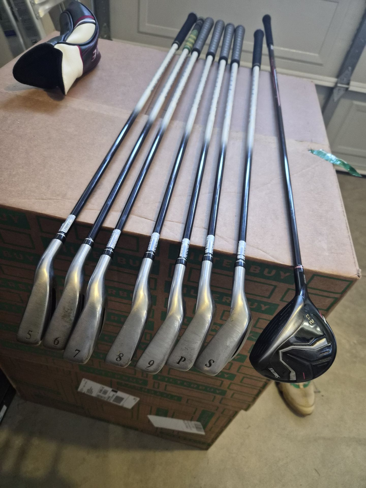 Xxio 12 Iron Set & Maruman Wood