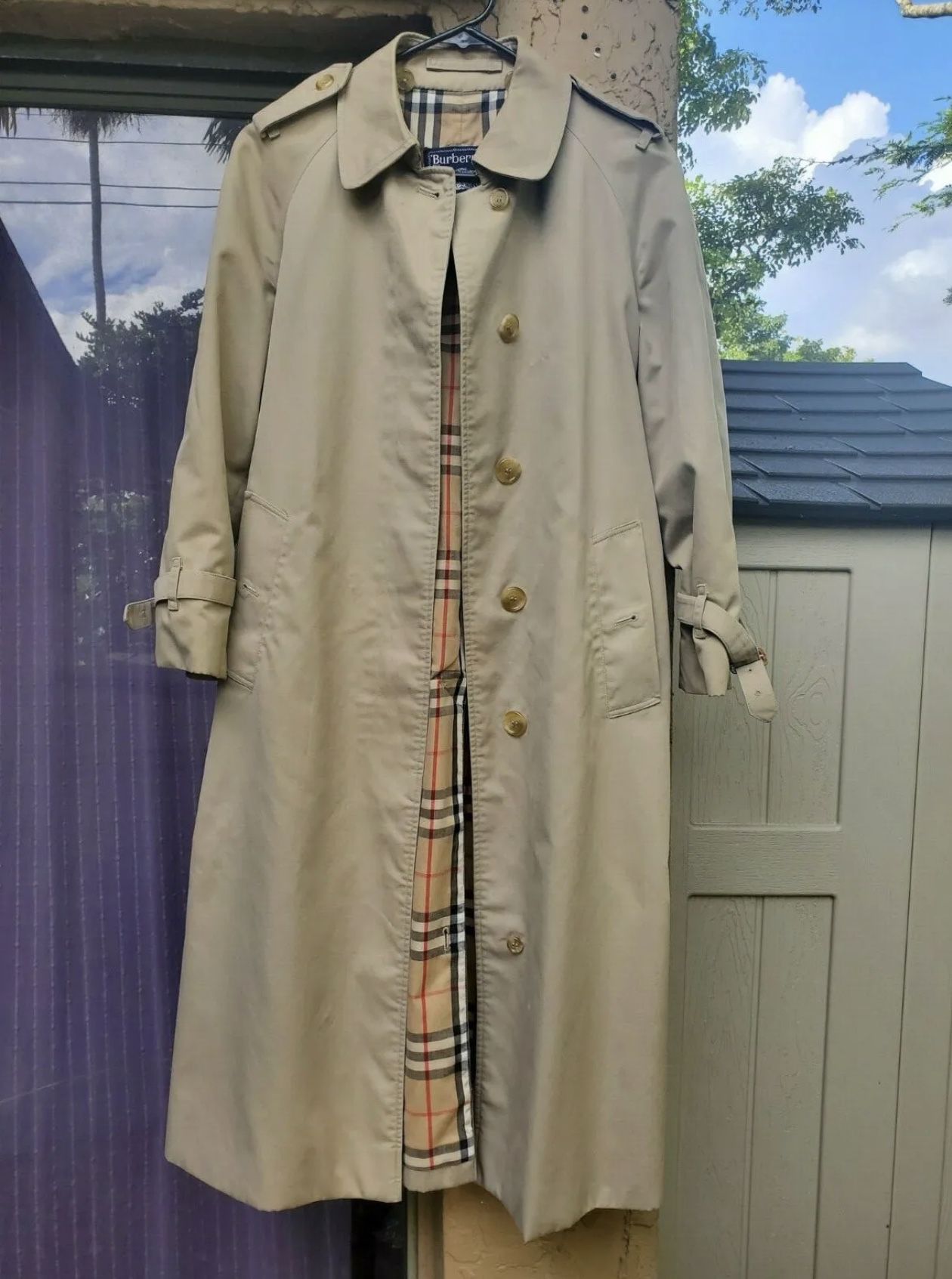 West Kendall - Vintage 1980s Burberry Beige Trench Coat for Sale in Miami,  FL - OfferUp