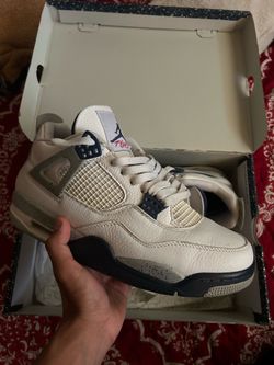 Jordan 4 midnight navy’s