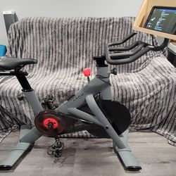 Peloton spin bike. Exercise bike. Gym Version. Good condition. Very little use.
