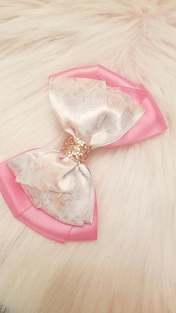 Hand made hair bow