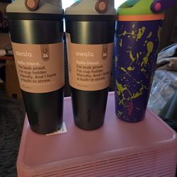 4 brand new owala water bottles