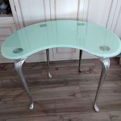 Vanity/computer Desk