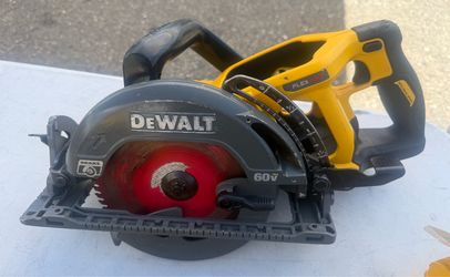 DEWALT FLEXVOLT 60V MAX Circular Saw wormdrive