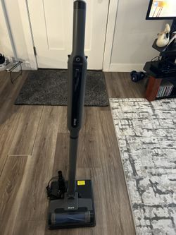 Shark Lightweight Cordless Vac