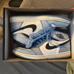 University Blues Jordan 1 